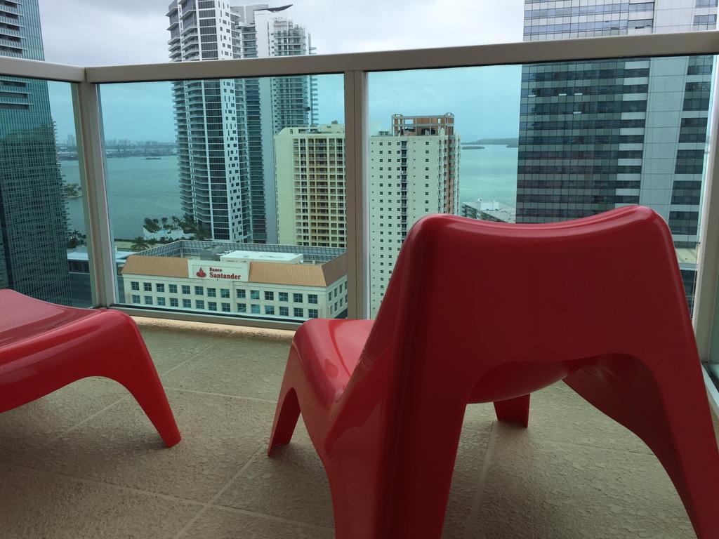 Lyx Suites At One Broadway In Brickell Miami Exterior photo